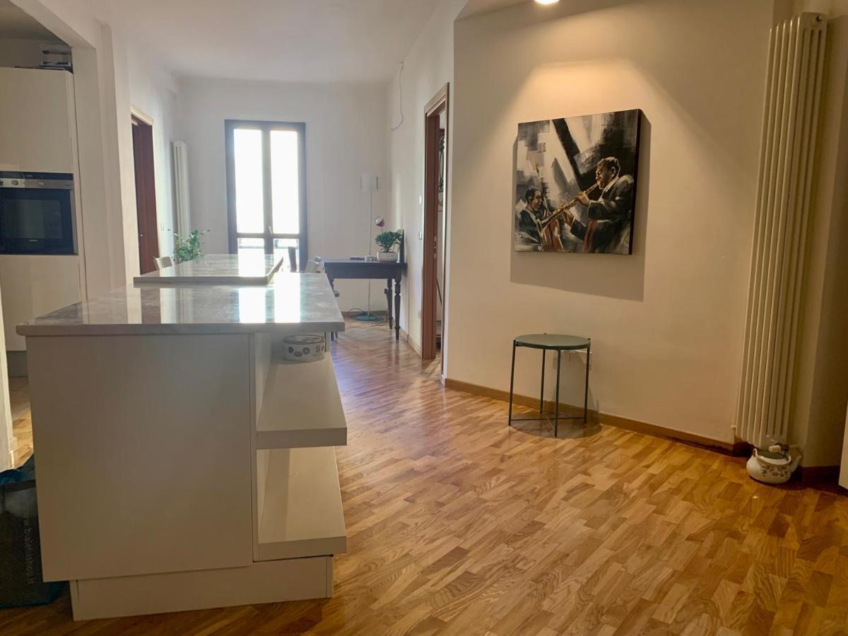 볼로냐 Loft Del Pratello 아파트 외부 사진